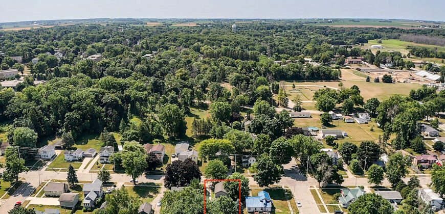528 State Street, Ripon, WI 54971
